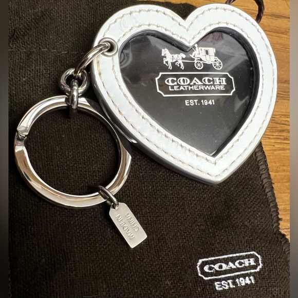 COACH ~ TATTOO HEART FRAME KEYCHAIN/FOB - Picture 4 of 8